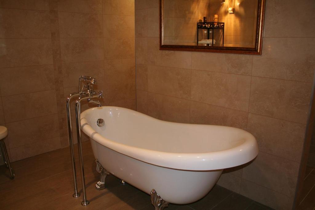 Hotel L'Ami Du Chambertin ティミステ 部屋 写真